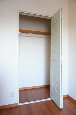 グランプラス0308号室 洋室２　収納　※現況優先