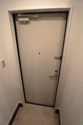 ベイルーム鶴見小野Ⅱ103号室 玄関