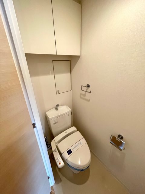 レジディア市ヶ谷Ⅱ14階 トイレ