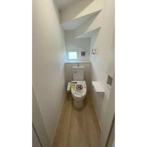 クレイドルガーデン茅ヶ崎市円蔵第16　2号棟 トイレ