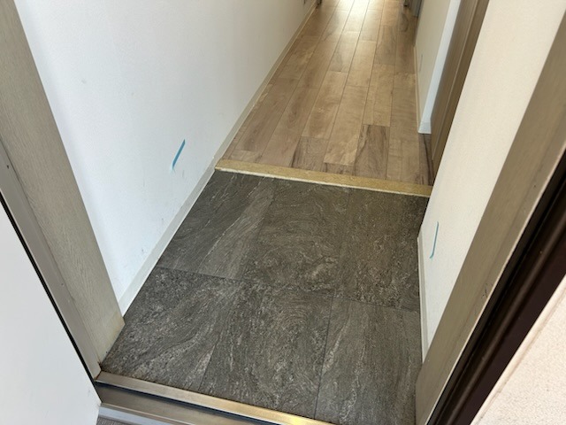 ライオンズマンション曽我・青葉の森公園五番館 玄関