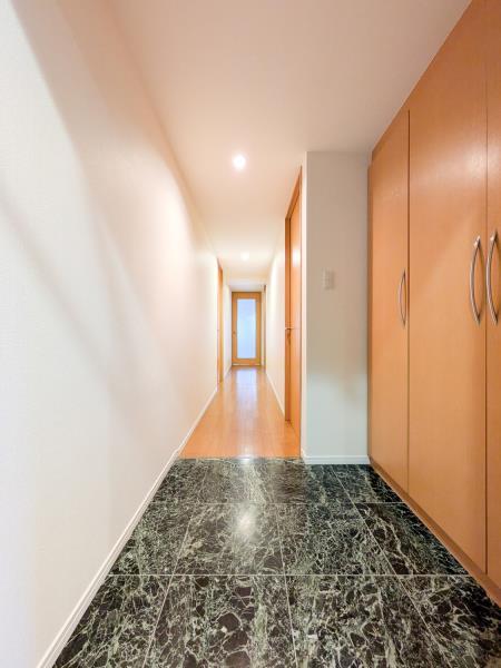 麹町レジデンス 玄関