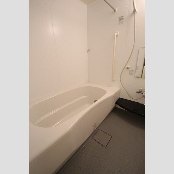 ステラポラーレ201号室 お風呂