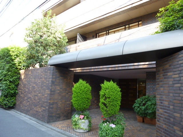 北青山パーク・マンション402号室 外観