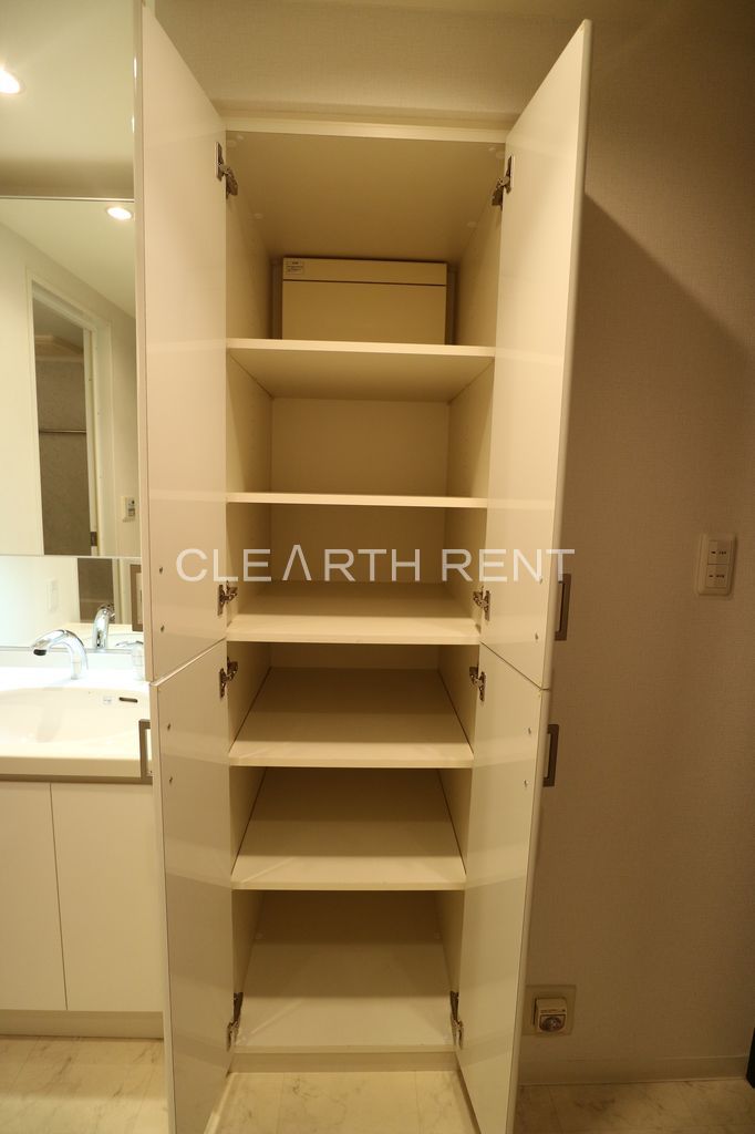 グラーサ西麻布2階 ☆インターネット使用料無料/入居後も安心・直接の管理会社☆