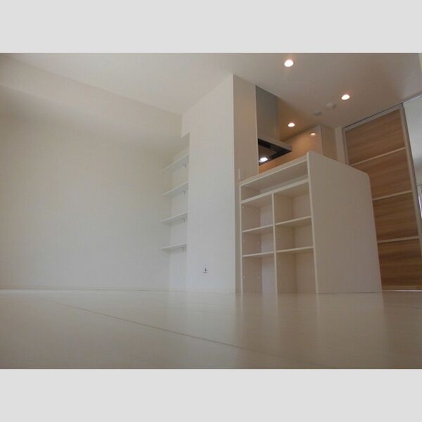 グランフォルト高砂 LDK11.84帖