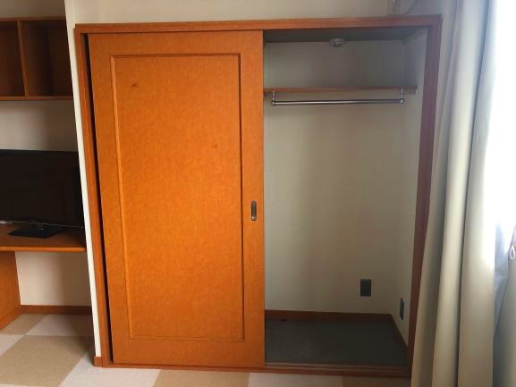 レオパレスアバンティ207号室 内観