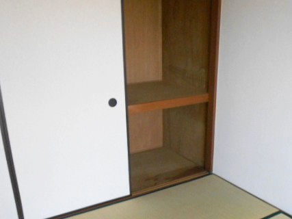 エミネンス林間Ⅰ 和室　押入　※現況優先