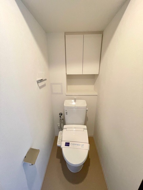 レジディア笹塚Ⅲ6階 トイレ