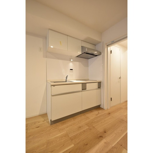 グランパセオ代々木上原B103号室 内観