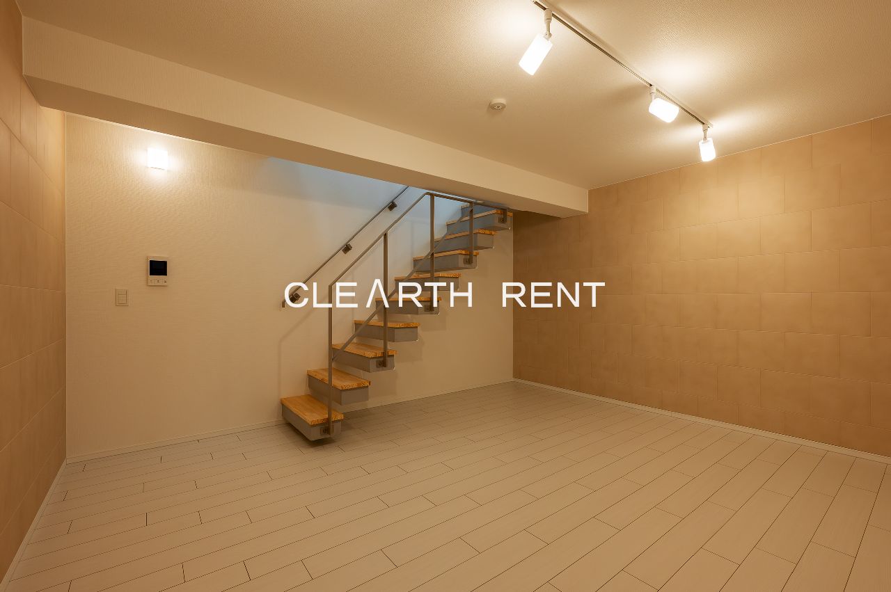 ＧＲＡＮ ＰＡＳＥＯ三宿地下1階 15.2帖の広々居室/メゾネット下階