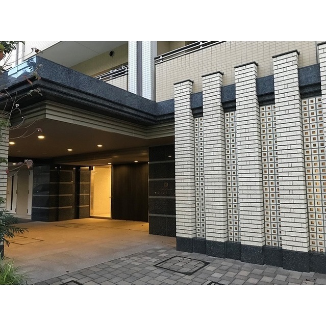 ザ・パークハウスつつじヶ丘 2021年1月撮影