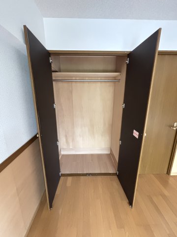 プレミール壱番館0305号室 収納