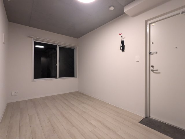 ルーデンス日暮里0101号室 リビング