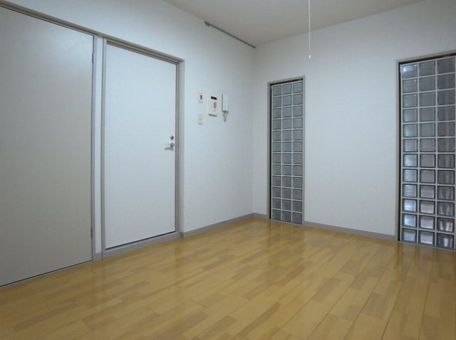 ネクサス巣鴨2階 洋室①