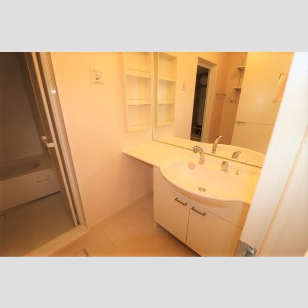 サンハイムふじ　B棟 洗面所　洗髪洗面化粧台あり