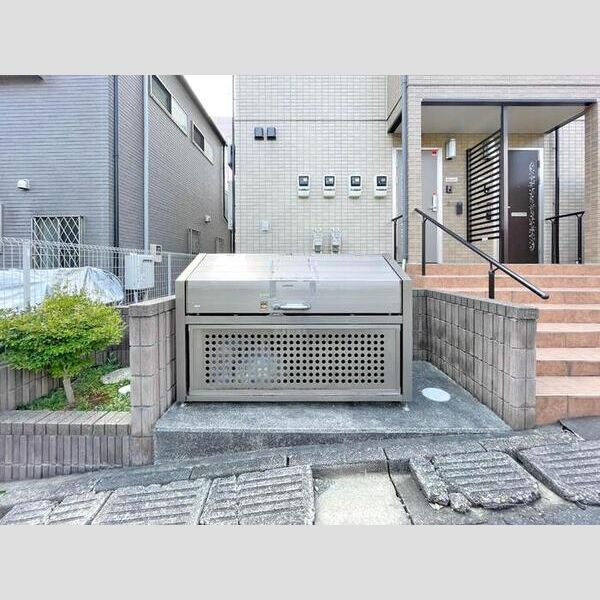 ヴェルテマレ コマノ 専用ゴミ置き場
