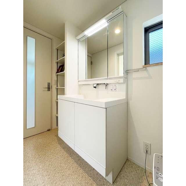 グランエッグス千歳烏山N3階 洗面所