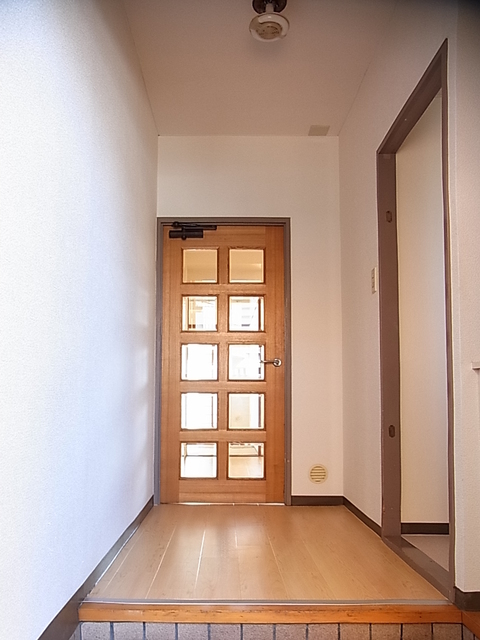 エクセル秋山 玄関