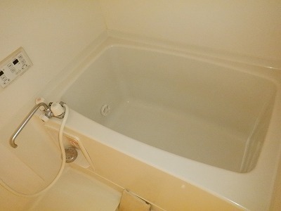 ブリーズ東海神Ａ リビング