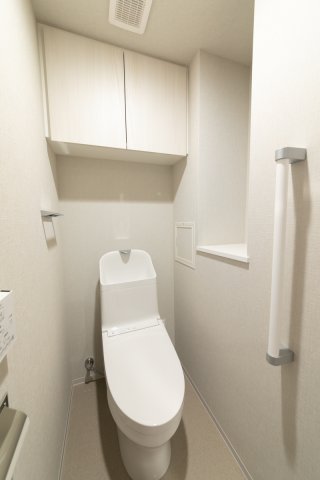 プラウドフラット上野松が谷 トイレ