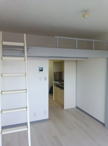 キャニオンクルーズ407号室 リビング