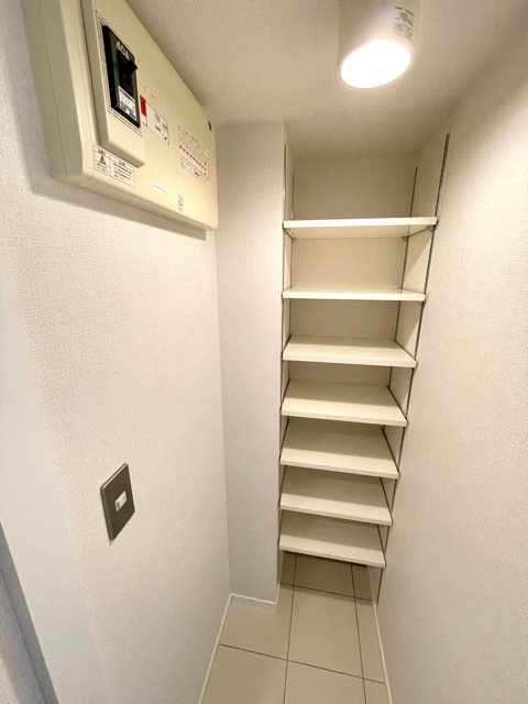 レジディア新御徒町6階 収納