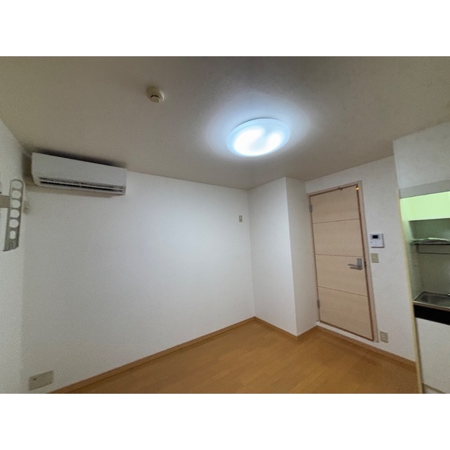 FLAT5川崎大師206号室 リビング