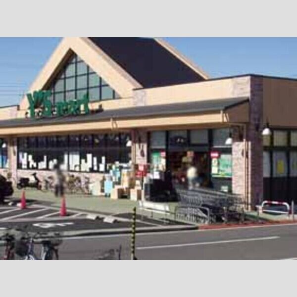 メゾン・ラーク201号室 01_ワイズマート北国分店