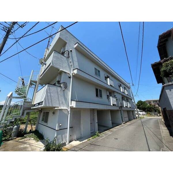 コロネェード大宮 外観