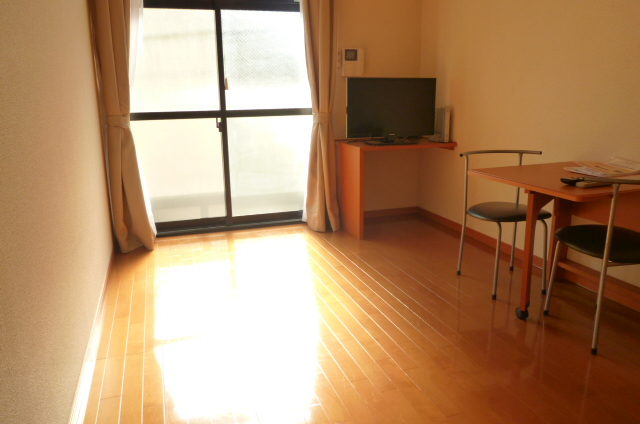 レオパレス堀崎 外観