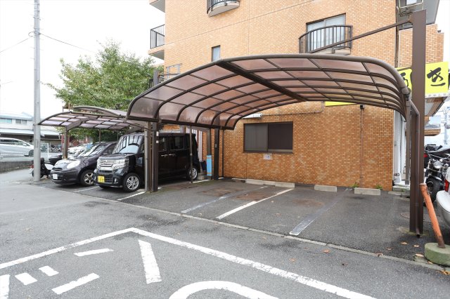 カーサふじみ野217号室 駐車場