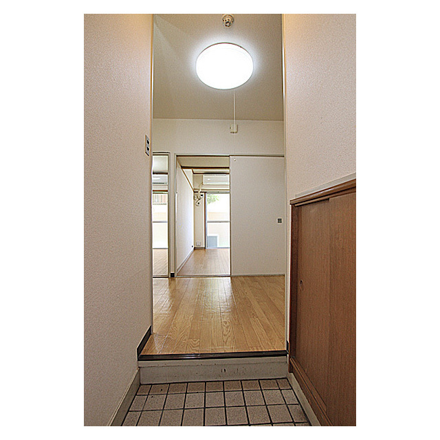 ダイアパレス千歳 玄関