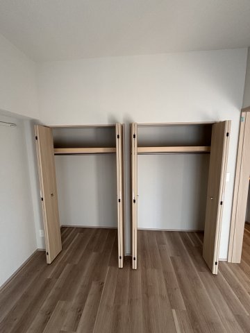 グランディアラフィーネ0705号室 収納