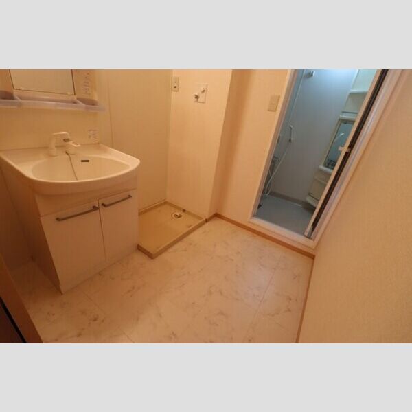 サニーフラット　B 洗面所　洗髪洗面化粧台付き