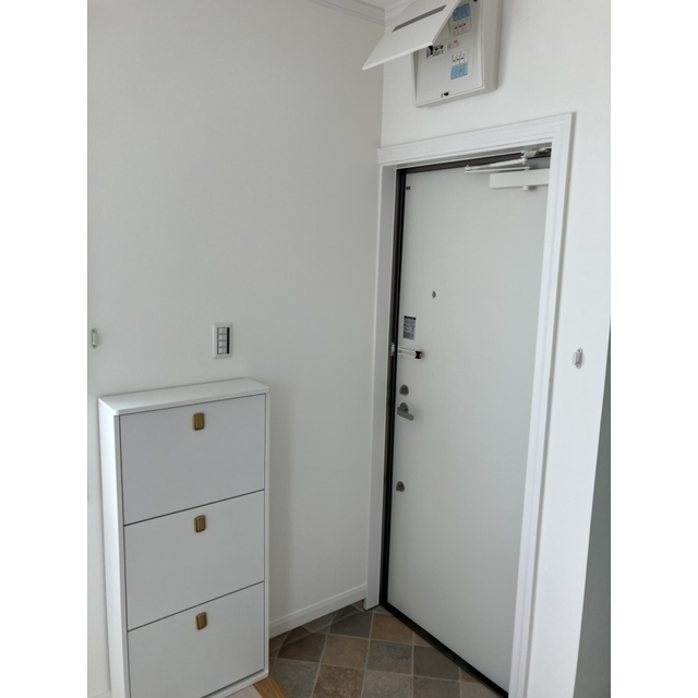 フラワームーン 玄関