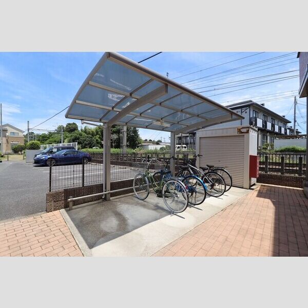 ヴィラ・グランメールⅡ 駐輪場