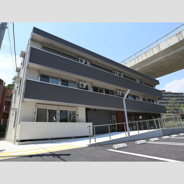 アンソレイエ105号室 外観