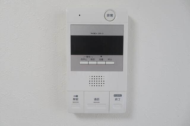 オーシャンハイツ浅草 玄関