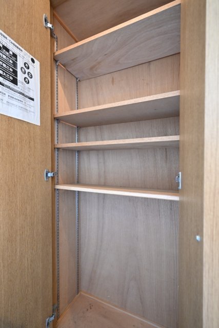 プレール新宿余丁町 靴入