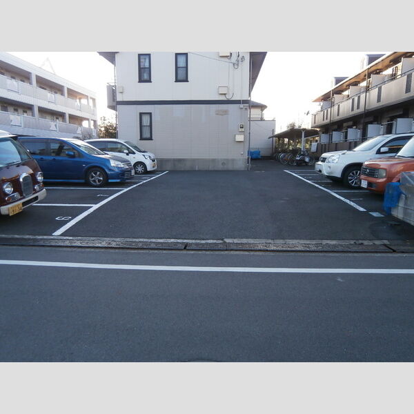 エクレールふれあい・レジデンスふれあい 駐車場