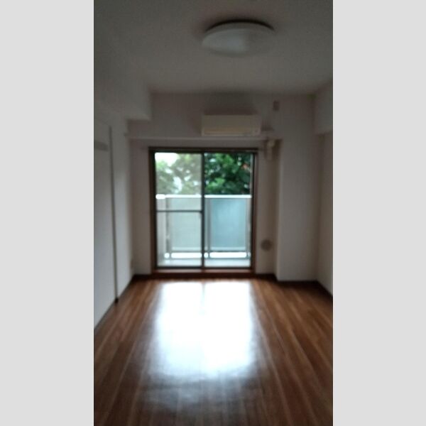 カスタリア野毛山 居室