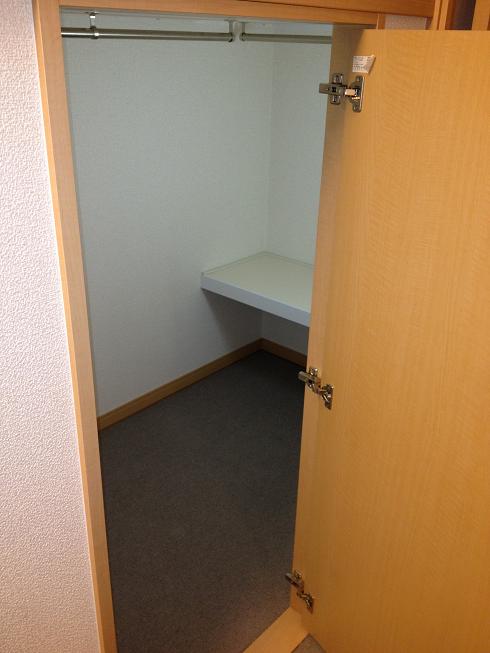 レオパレスサクラ土合 内観