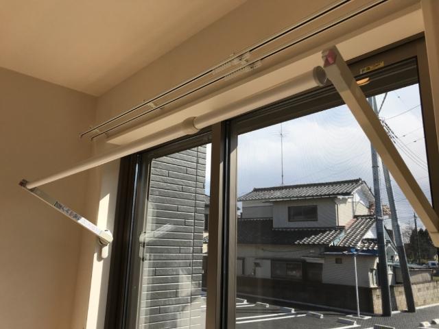 厚木市下川入新築アパート105号室 布団干し兼用室内干しホスメイト（イメージ）