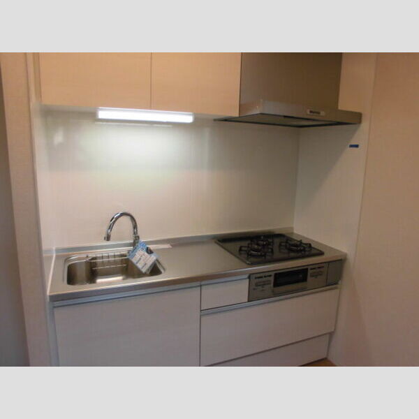 スターリィ・コート大倉山 キッチン　3口コンログリル付