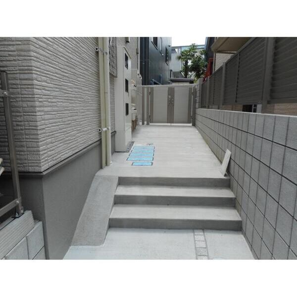 エトワール牛込神楽坂201号室 エントランス