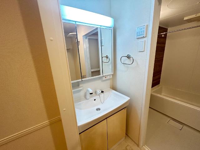 charme・toit（シャルム・トワ） 洗髪洗面化粧台