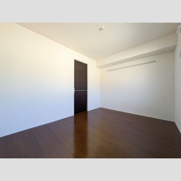 ドエルK202号室 洋室②(別角度)