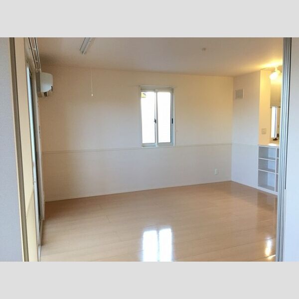 プリムヴィラ201号室 LDK14.5帖