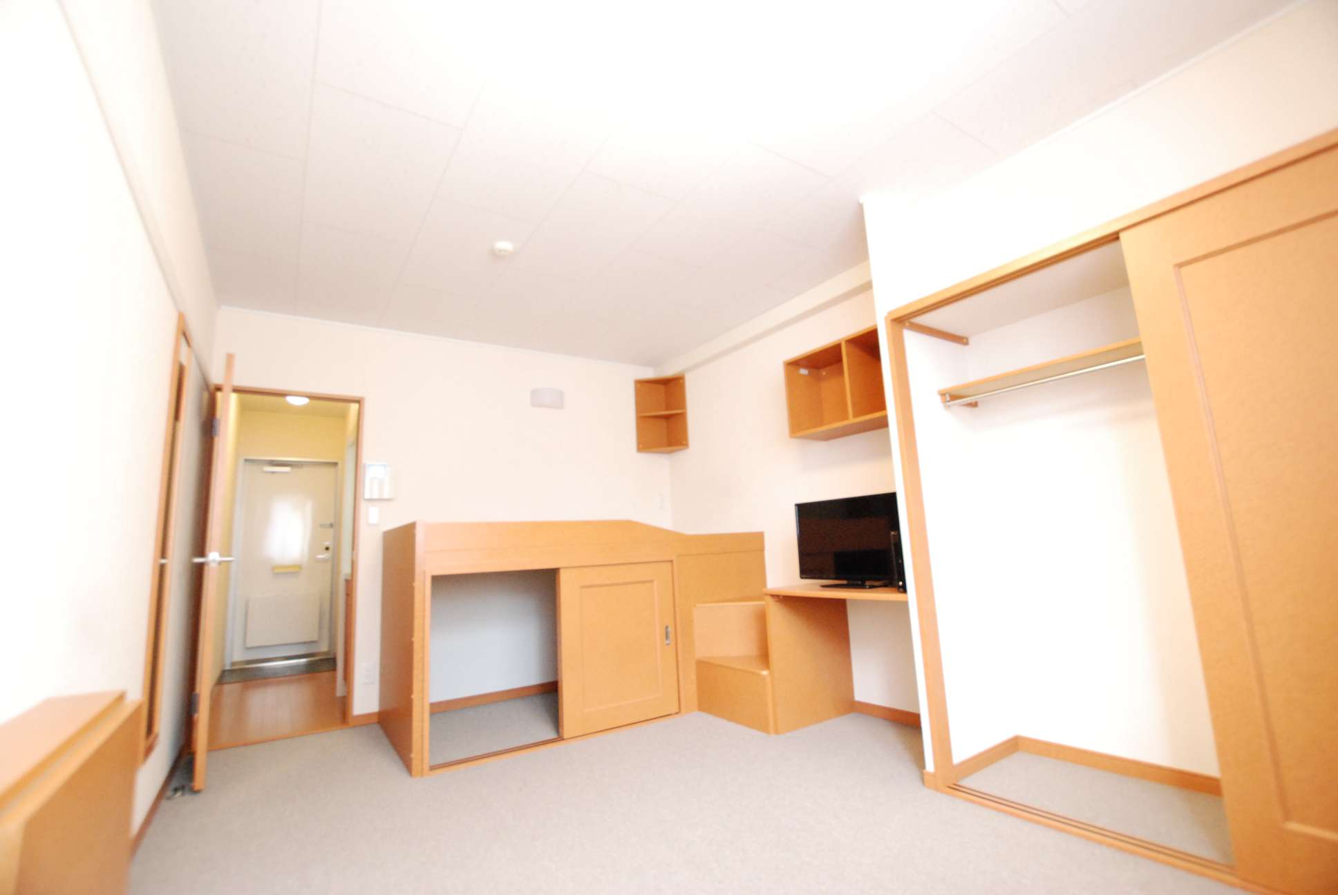 レオパレスソフィア 外観